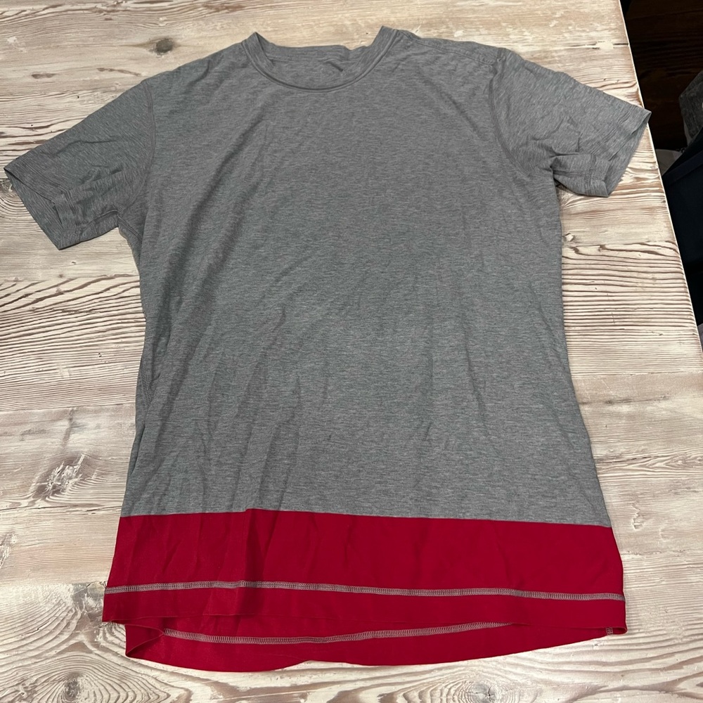 Lulu lemon T-shirt, red detailing at the bottom